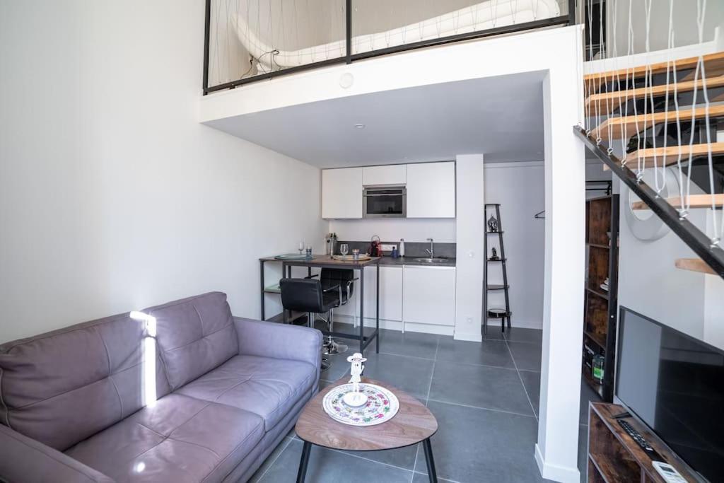 Leilighet Petit Duplex - Nouveau Duplex Avec Wifi Et Clim Pour 2 Antibes